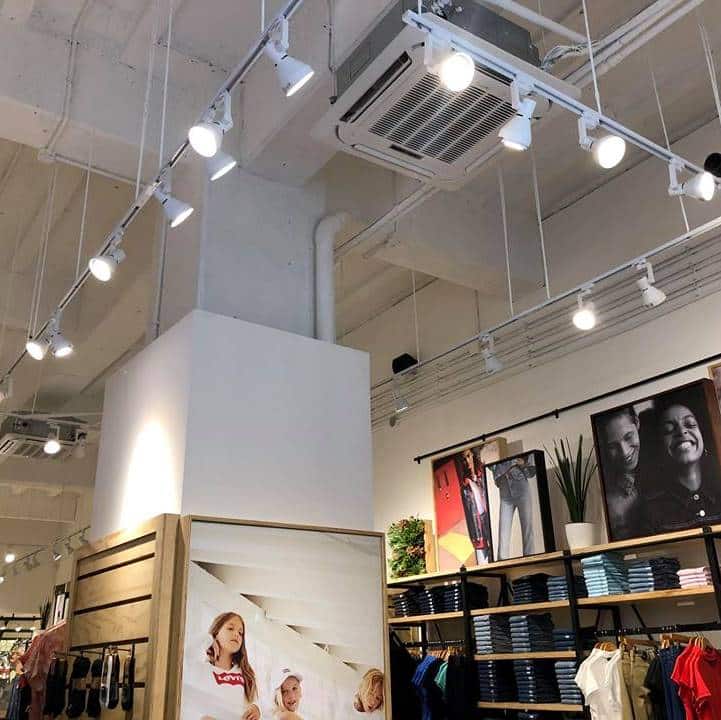 CLIENTE MEGALAMPARAS 1 MEGALAMPARAS FABRICA DE LAMPARAS EN GUATEMALA