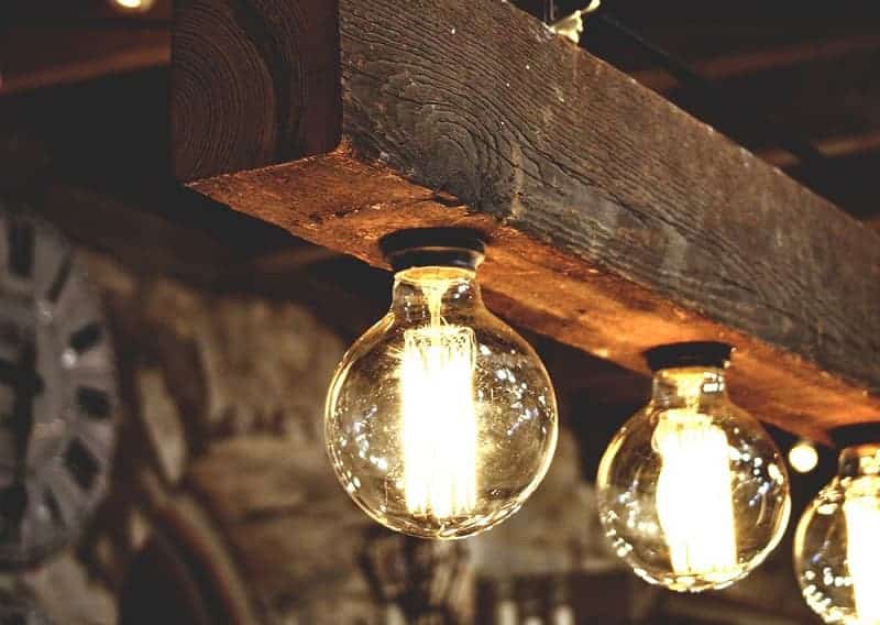 lámparas de madera