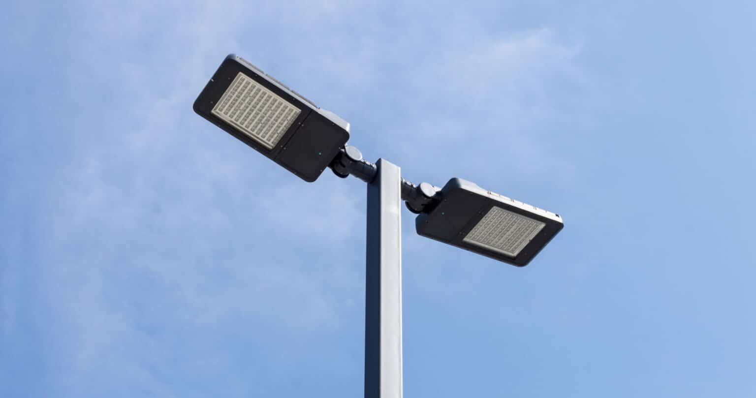 LÁMPARAS SOLARES USOS Y VENTAJAS MEGA LÁMPARAS